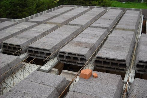 strop betonowy